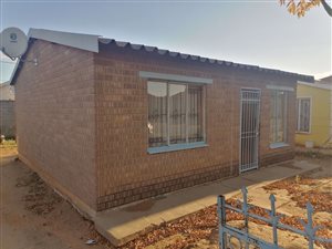 2 Bed House in Blomanda