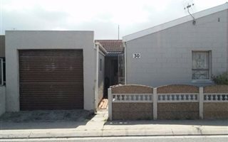 2 Bedroom House in Rocklands