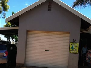 3 Bed House in Mayberry Park