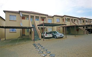 2 Bedroom Apartment in Elspark