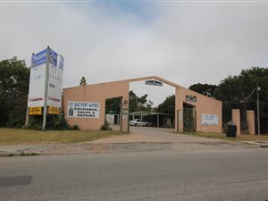 323 m² Industrial space in East Bank