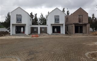 2 Bedroom House in Cloetesville