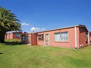 2 Bedroom Townhouse in Naturena
