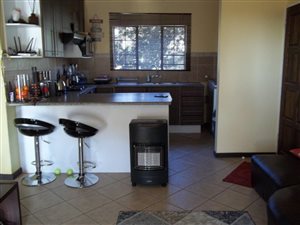 2 Bed Townhouse in Mooikloof Ridge
