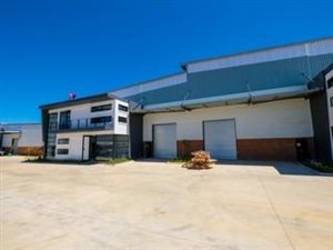 575 m² Industrial space in Louwlardia