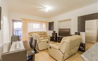 2 Bedroom Apartment in Rynfield
