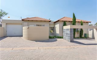 3 Bedroom House in Magaliessig