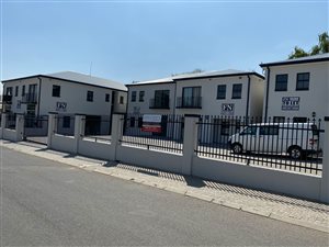 887 m² Commercial space in Franschhoek