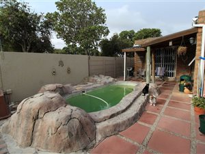 4 Bedroom House in Glenwood