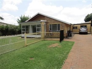 3 Bed House in Witpoortjie