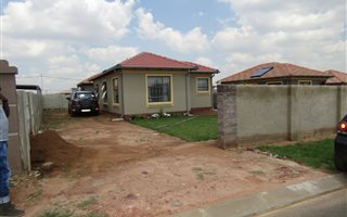 3 Bedroom House in Witpoortjie