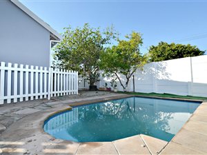 5 Bed House in Oakdale