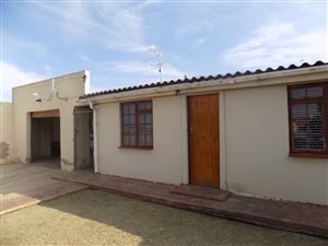 2 Bed House in Zwide