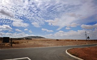 345 m² Land available in Darling