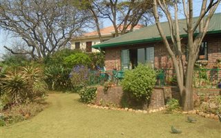 1 Bedroom Garden Cottage in Observatory