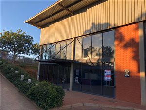 287 m² Retail Space in Ballito