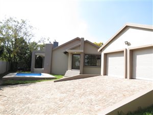 4 Bed House in Marais Steyn Park