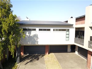 2 Bed Townhouse in Menlo Park