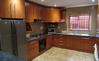 4 Bedroom House in Rustdal
