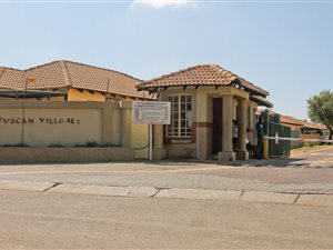 2 Bed House in Masada