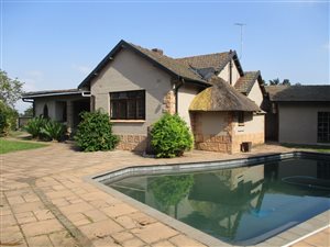 4 Bed House in Hatton Estate