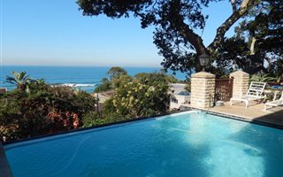 6 Bedroom House in Zinkwazi Beach