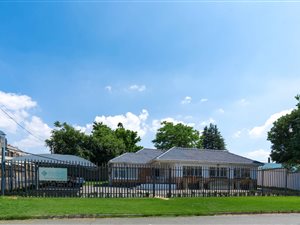 230 m² Office Space in The Gardens