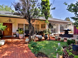 4 Bed House in Fairland