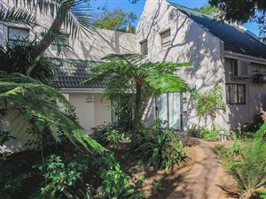 5 Bed Townhouse in Zinkwazi Beach