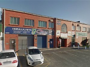 600 m² Industrial space in Retreat