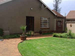 4 Bed House in Kookrus