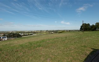 908 m² Land available in Blanco