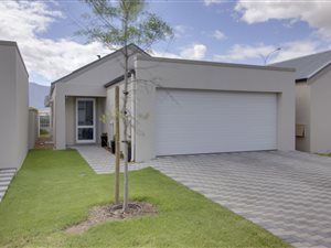2 Bedroom Townhouse in Paarl