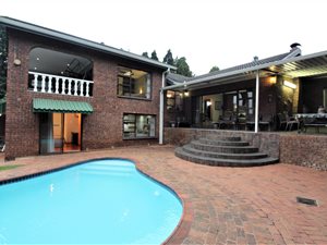 4 Bed House in Montrose