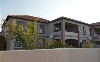 2 Bedroom Apartment in Bergbron