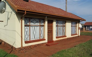 2 Bedroom House in Sebokeng Zone 6