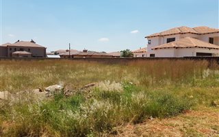 1125 m² Land available in Cultura Park