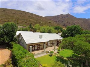4 Bed House in Montagu