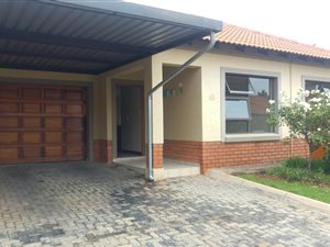 3 Bed Apartment in Sinoville
