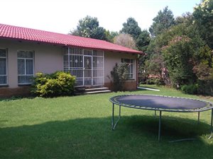 4 Bed House in Sunset Park