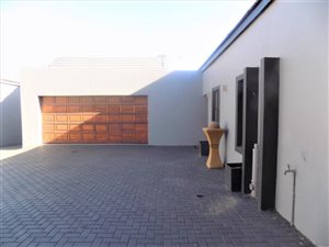 3 Bed House in Summerset
