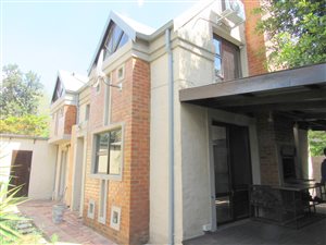 2 Bed Townhouse in Equestria