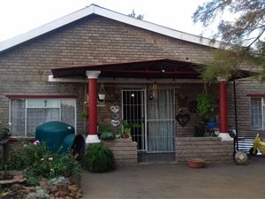 2.4 ha Farm in Rosashof
