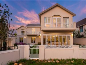 4 Bed House in Val de Vie