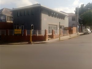 300 m² Office Space in Musgrave