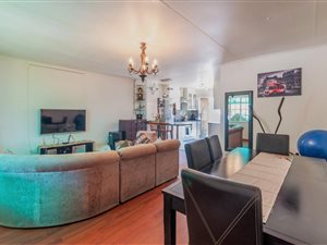 2 Bed Townhouse in Kelvin