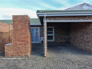2 Bed Townhouse in George South