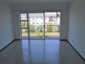 2 Bed Apartment in Parklands East