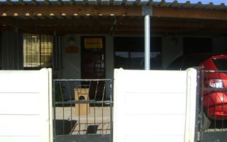 1 Bedroom Townhouse in Bonteheuwel