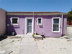 3 Bedroom House in Lentegeur
